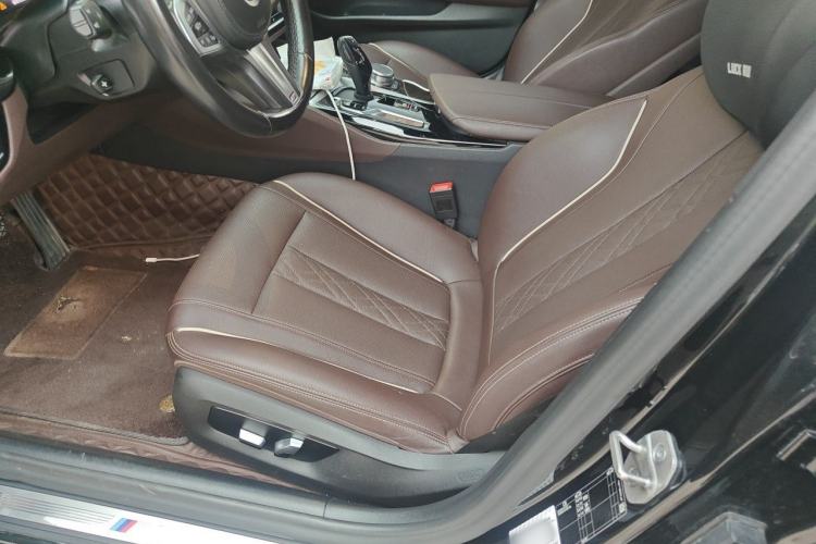 Used BMW 5 Series 2021 Facelifted 525Li M Sport Package Left Front Seat