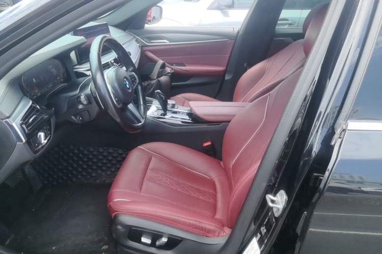 Used BMW 5 Series 2021 530Li Leading Model M Sport Package Left Front Seat