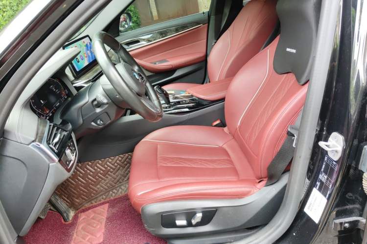 Used BMW 5 Series 2021 525Li M Sport Package Left Front Seat