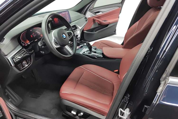 Used BMW 5 Series 2021 530Li Leading Model M Sport Package Left Front Seat