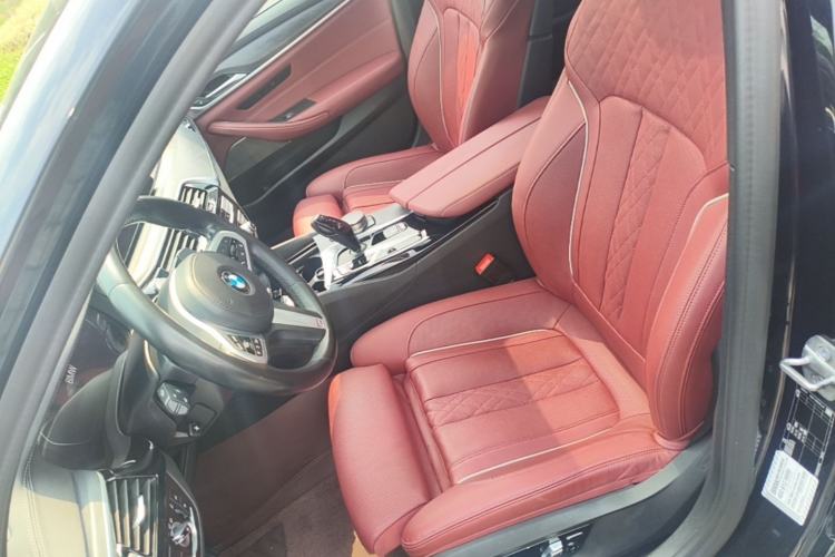 Used BMW 5 Series 2021 530Li Luxury Edition M Sport Package Left Front Seat