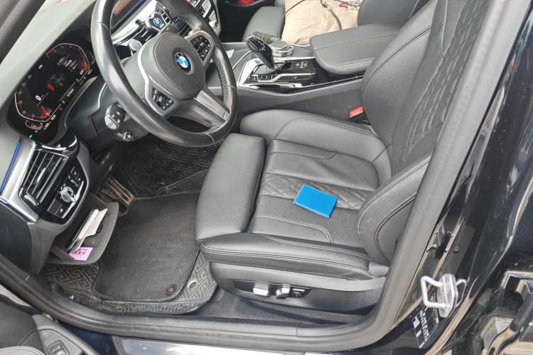 Used BMW 5 Series 2021 525i M Sport Package Left Front Seat