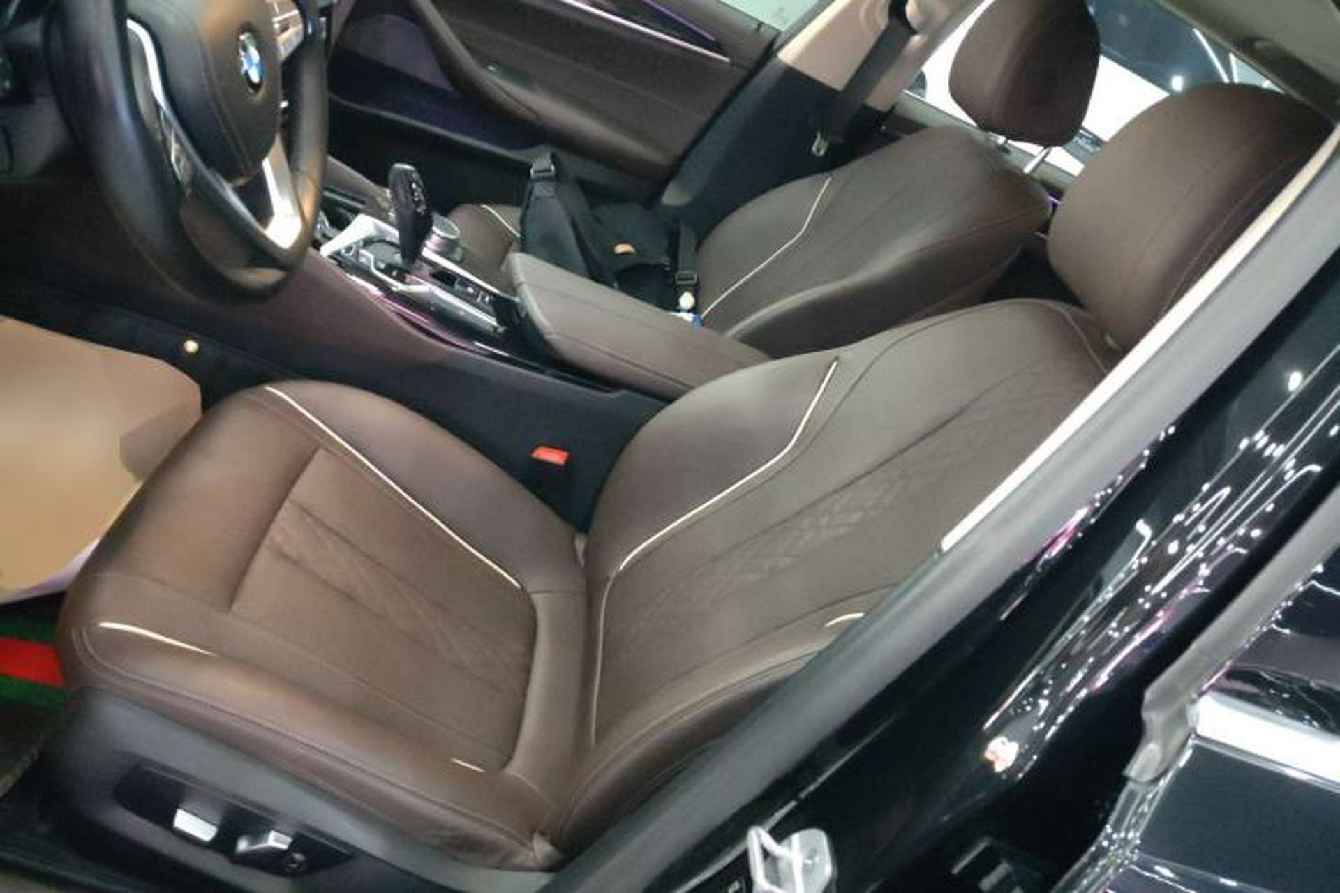 Used BMW 5 Series 2021 525Li Luxury Package Left Front Seat