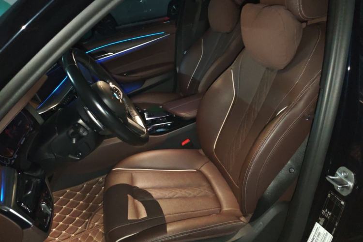 Used BMW 5 Series 2021 Facelifted 530Li Leading Edition M Sport Package Left Front Seat
