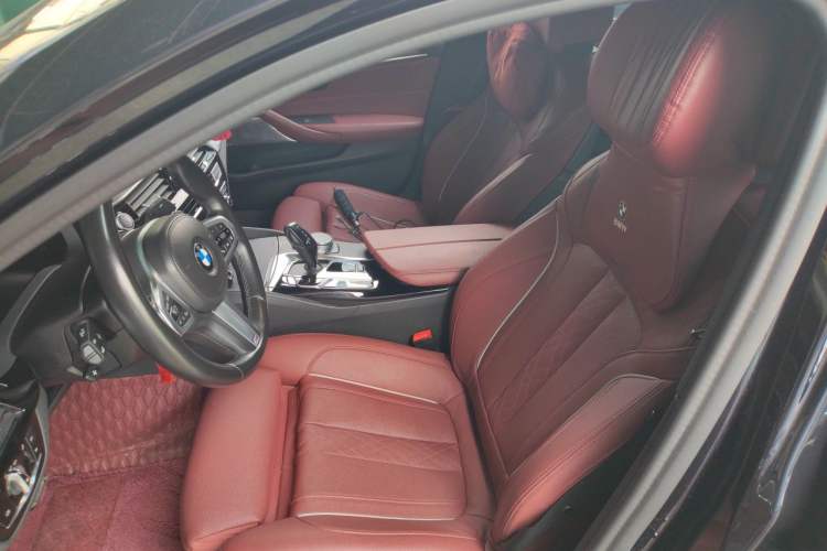 Used BMW 5 Series 2021 530Li Luxury Edition M Sport Package Left Front Seat