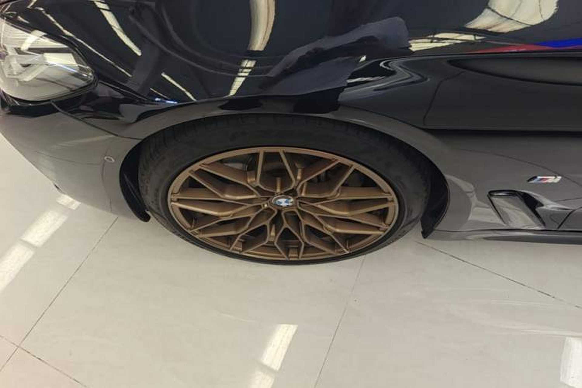 Used BMW 5 Series 2021 Facelifted 525Li M Sport Package Left Front Wheel Hub