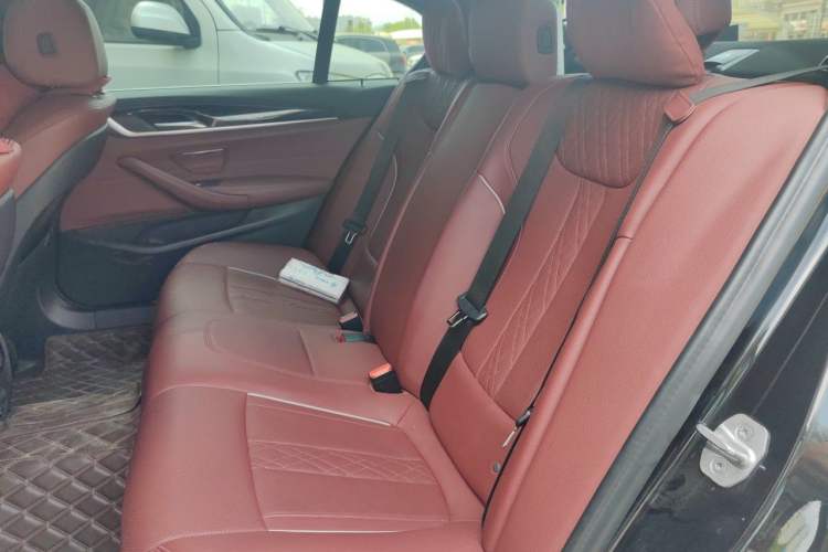 Used BMW 5 Series 2021 525Li M Sport Package Left Rear Seat