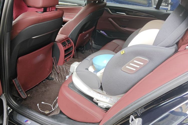 Used BMW 5 Series 2021 525Li M Sport Package Left Rear Seat