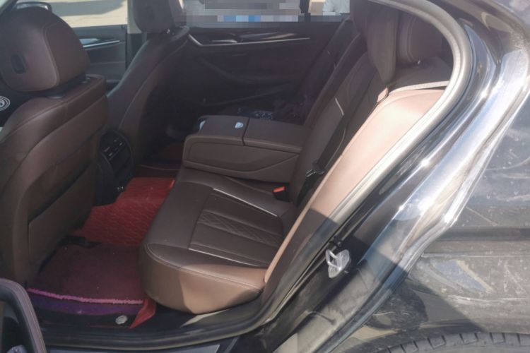 Used BMW 5 Series 2021 525Li Luxury Package Left Rear Seat