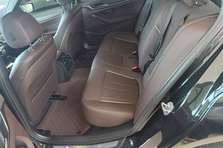 Used BMW 5 Series 2021 530Li xDrive M Sport Package Left Rear Seat