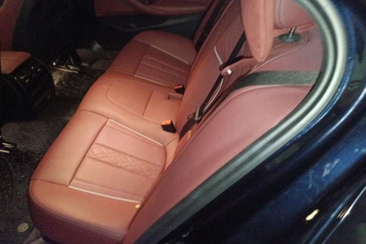 Used BMW 5 Series 2021 Facelifted 525Li M Sport Package Left Rear Seat