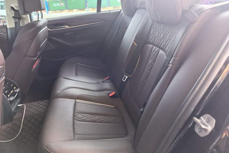 Used BMW 5 Series 2021 530Li Luxury Edition Premium Package Left Rear Seat