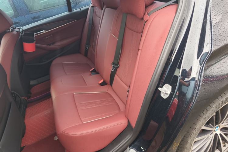 Used BMW 5 Series 2021 530Li Leading Model M Sport Package Left Rear Seat