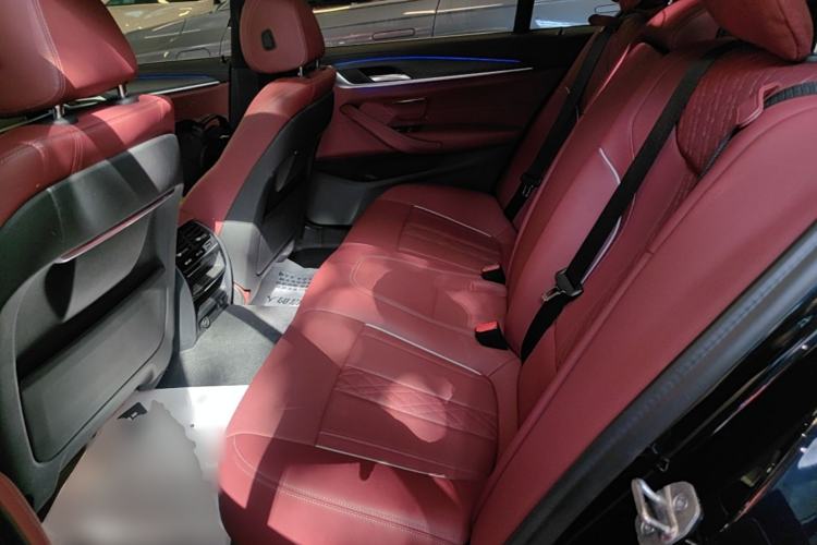 Used BMW 5 Series 2021 530Li Leading Model M Sport Package Left Rear Seat
