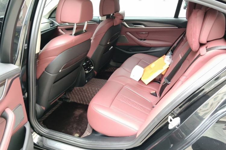 Used BMW 5 Series 2021 530Li Luxury Edition Premium Package Left Rear Seat