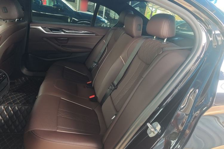 Used BMW 5 Series 2021 Facelifted 525Li M Sport Package Left Rear Seat