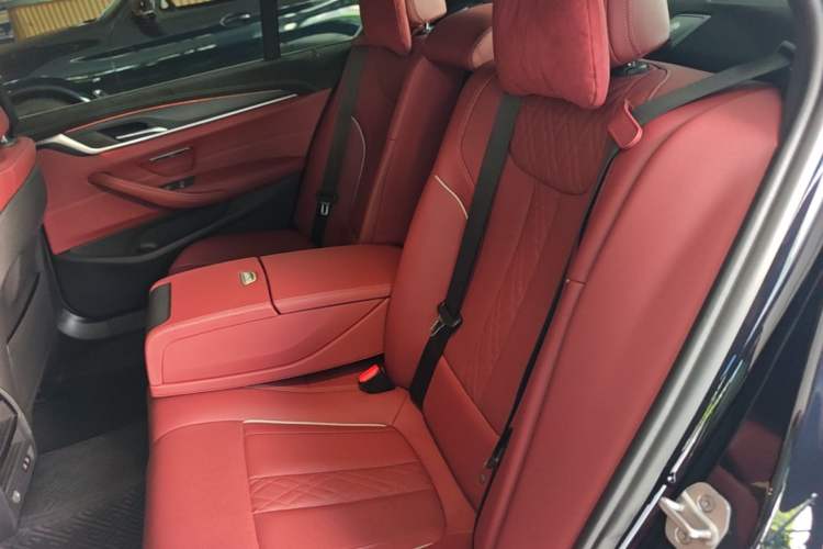 Used BMW 5 Series 2021 530Li xDrive M Sport Package Left Rear Seat