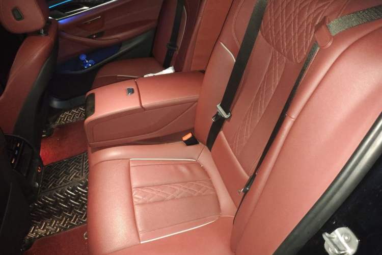 Used BMW 5 Series 2021 525Li M Sport Package Left Rear Seat