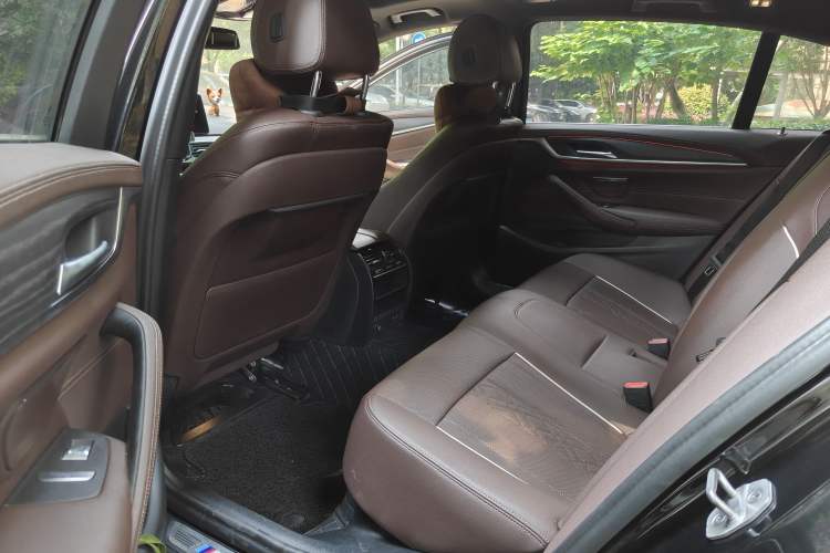 Used BMW 5 Series 2021 Facelifted 530Li Executive M Sport Package Left Rear Seat