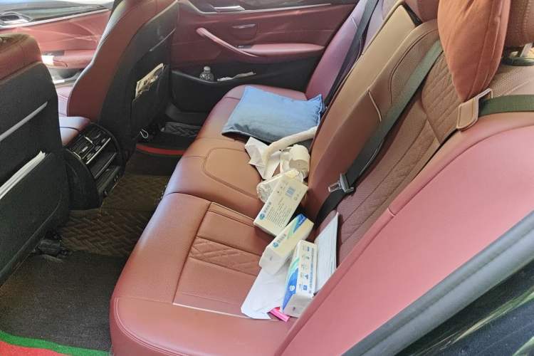 Used BMW 5 Series 2021 Facelifted 525Li M Sport Package Left Rear Seat
