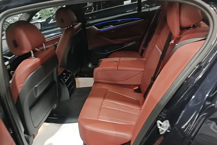Used BMW 5 Series 2021 525Li M Sport Package Left Rear Seat