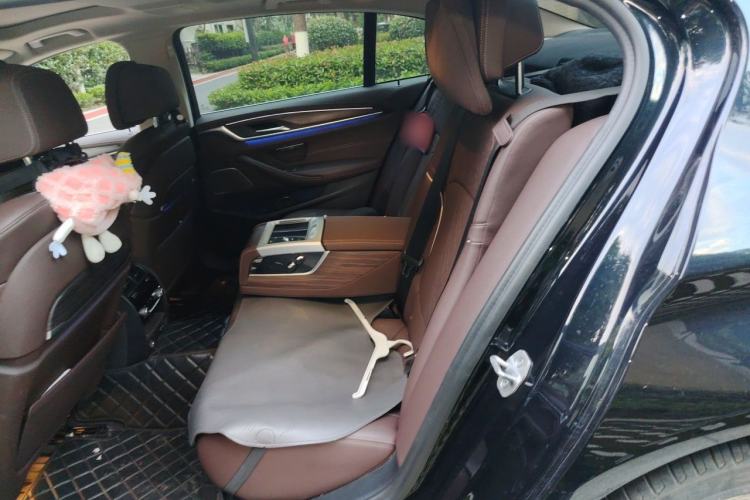 Used BMW 5 Series 2021 530Li Luxury Edition Premium Package Left Rear Seat