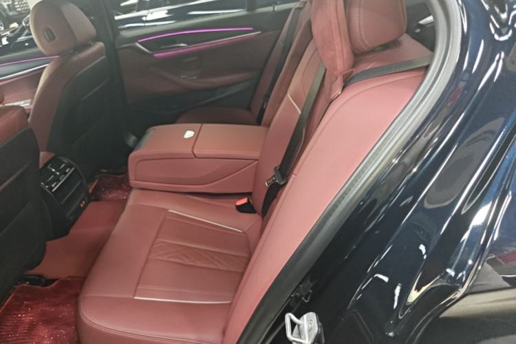 Used BMW 5 Series 2021 530Li Leading Model M Sport Package Left Rear Seat