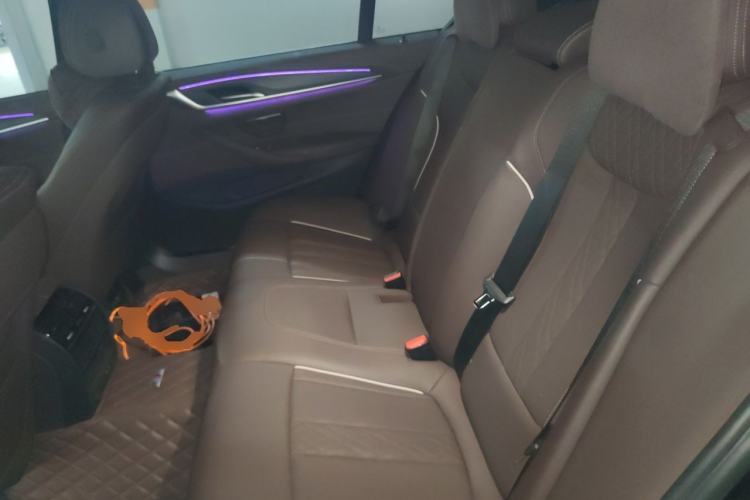 Used BMW 5 Series 2021 530Li Leading Model M Sport Package Left Rear Seat