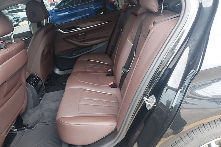 Used BMW 5 Series 2021 530Li Leading Luxury Package Left Rear Seat