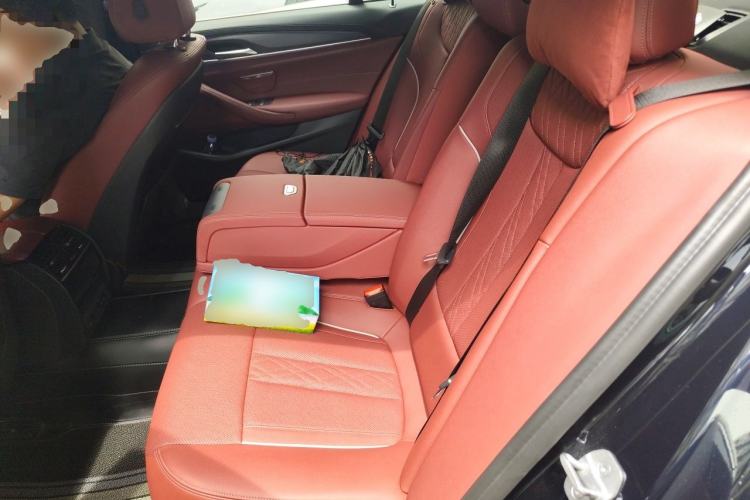 Used BMW 5 Series 2021 530Li Leading Model M Sport Package Left Rear Seat