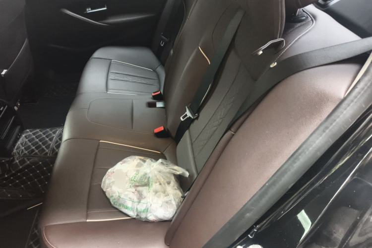 Used BMW 5 Series 2021 Restyled 530Li Leading Edition Luxury Package Left Rear Seat