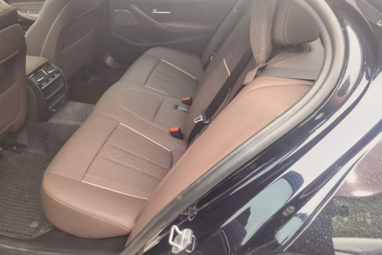 Used BMW 5 Series 2021 525Li M Sport Package Left Rear Seat