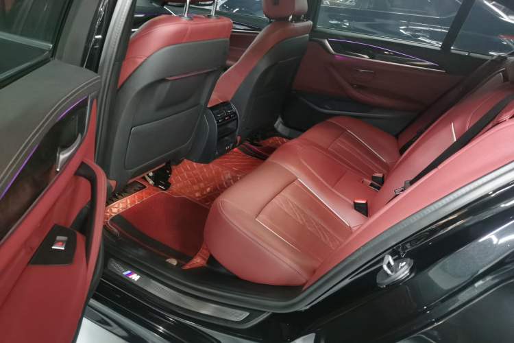 Used BMW 5 Series 2021 525Li M Sport Package Left Rear Seat