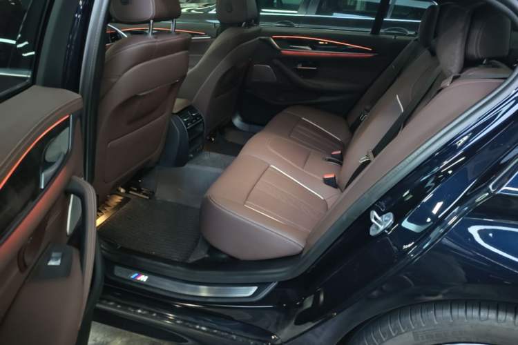 Used BMW 5 Series 2021 525Li M Sport Package Left Rear Seat