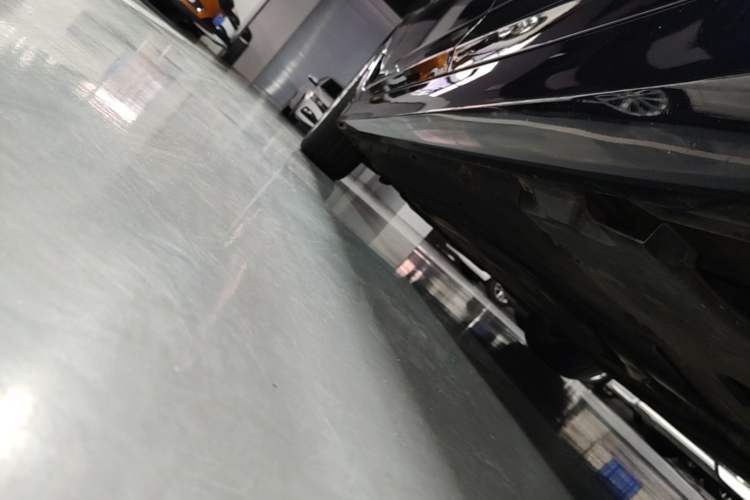 Used BMW 5 Series 2021 525Li Luxury Package Left Side Sill