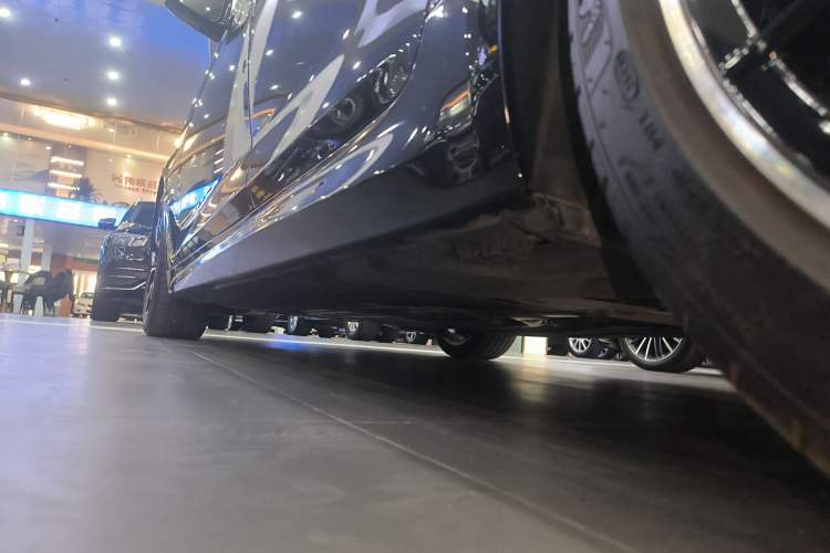 Used BMW 5 Series 2021 530i M Sport Package Left Side Sill