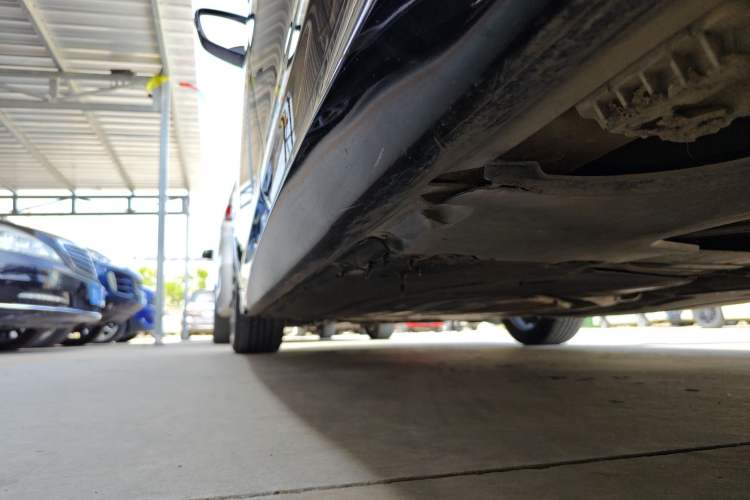 Used BMW 5 Series 2021 525Li M Sport Package Left Side Sill