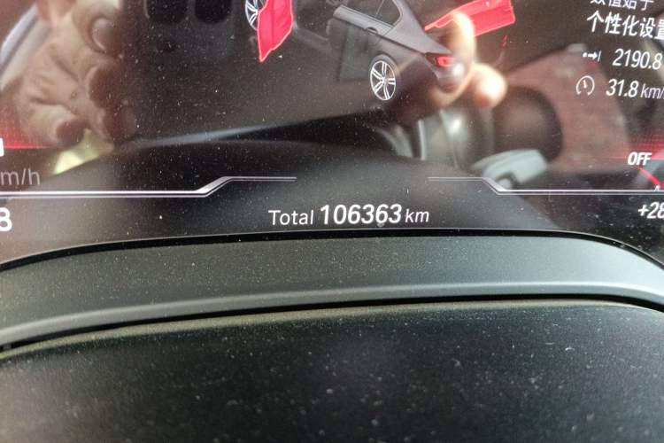 Used BMW 5 Series 2021 530Li Leading Luxury Package Odometer Close Up