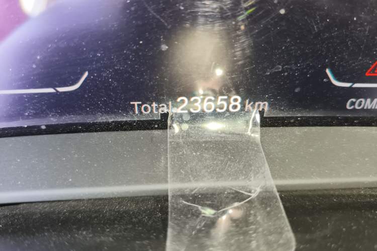 Used BMW 5 Series 2021 525Li M Sport Package Odometer Close Up