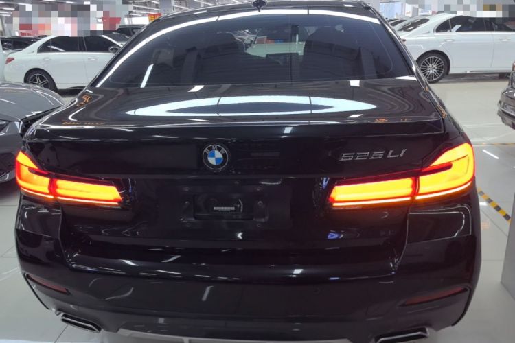 Used BMW 5 Series 2021 525Li M Sport Package Rear