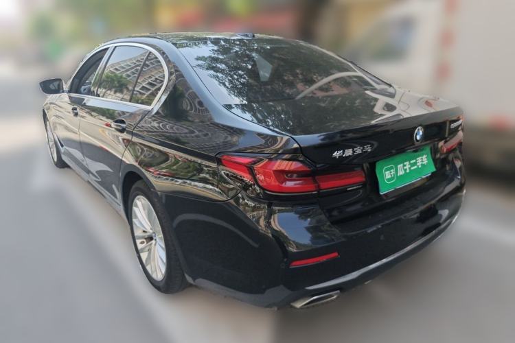 Used BMW 5 Series 2021 Updated Version 525Li Luxury Package Rear Left 45 Deg