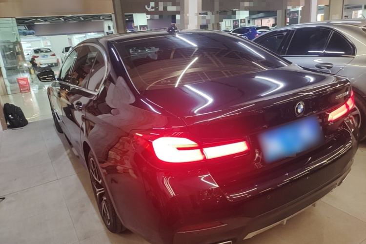 Used BMW 5 Series 2021 530Li Luxury Edition M Sport Package Rear Left 45 Deg