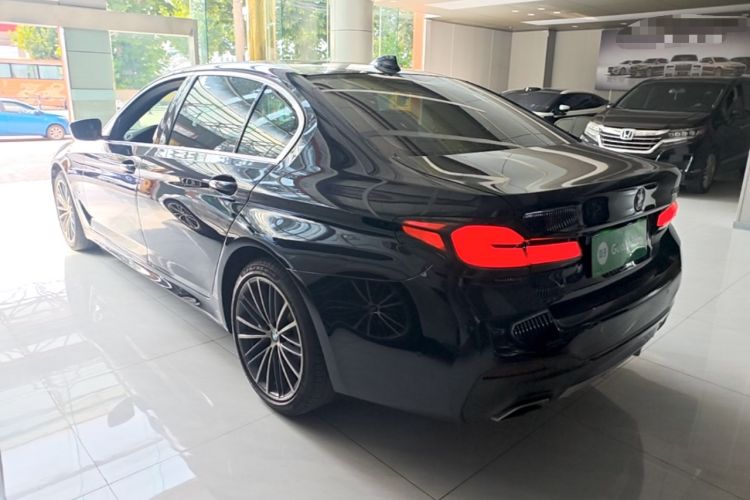 Used BMW 5 Series 2021 530Li Leading Model M Sport Package Rear Left 45 Deg