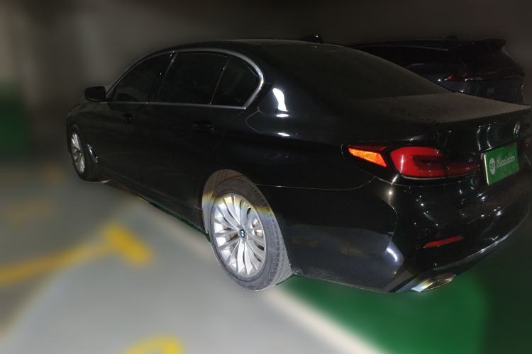 Used BMW 5 Series 2021 525Li Luxury Package Rear Left 45 Deg