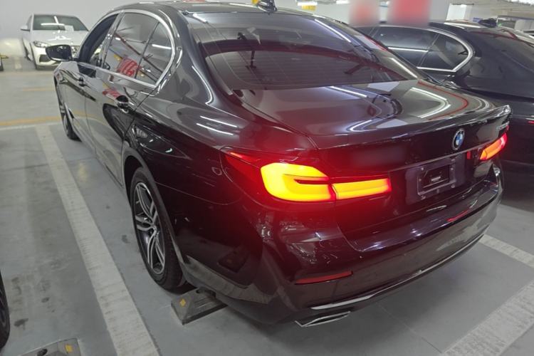 Used BMW 5 Series 2021 530Li Leading Luxury Package Rear Left 45 Deg