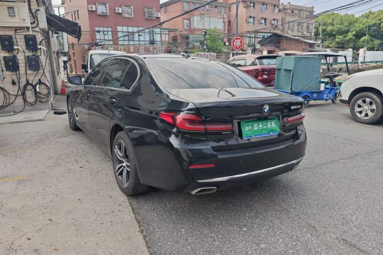 Used BMW 5 Series 2021 530Li Leading Luxury Package Rear Left 45 Deg