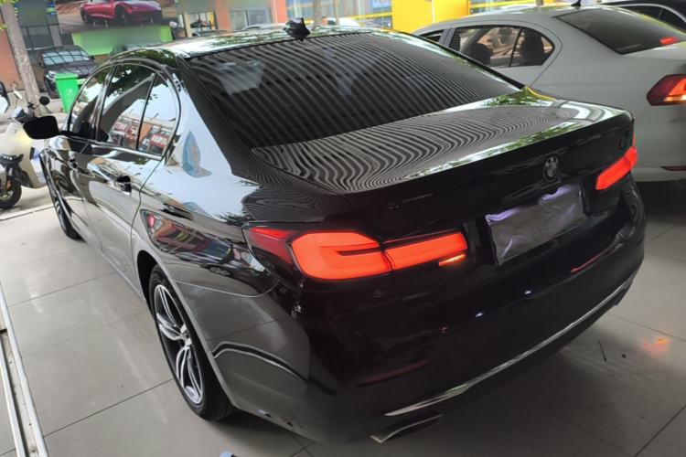Used BMW 5 Series 2021 530Li Leading Luxury Package Rear Left 45 Deg