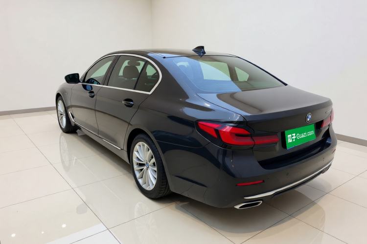 Used BMW 5 Series 2021 Updated Version 525Li Luxury Package Rear Left 45 Deg