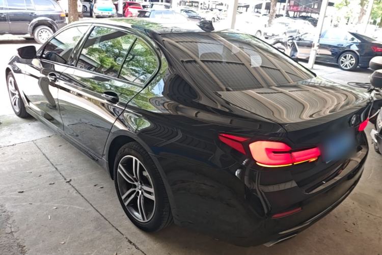 Used BMW 5 Series 2021 530Li Leading Luxury Package Rear Left 45 Deg