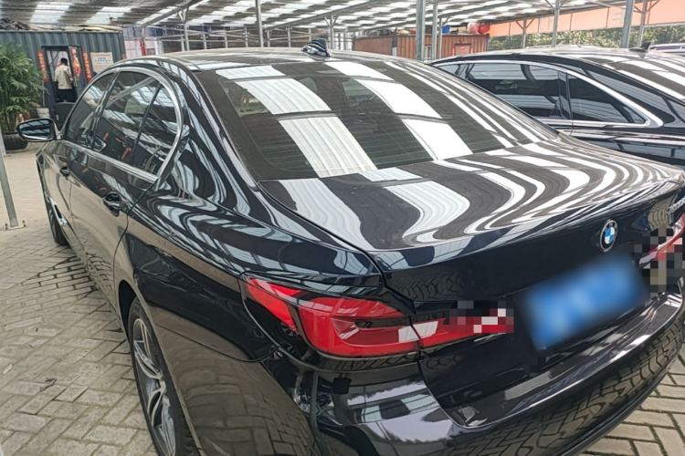 Used BMW 5 Series 2021 530Li Leading Luxury Package Rear Left 45 Deg